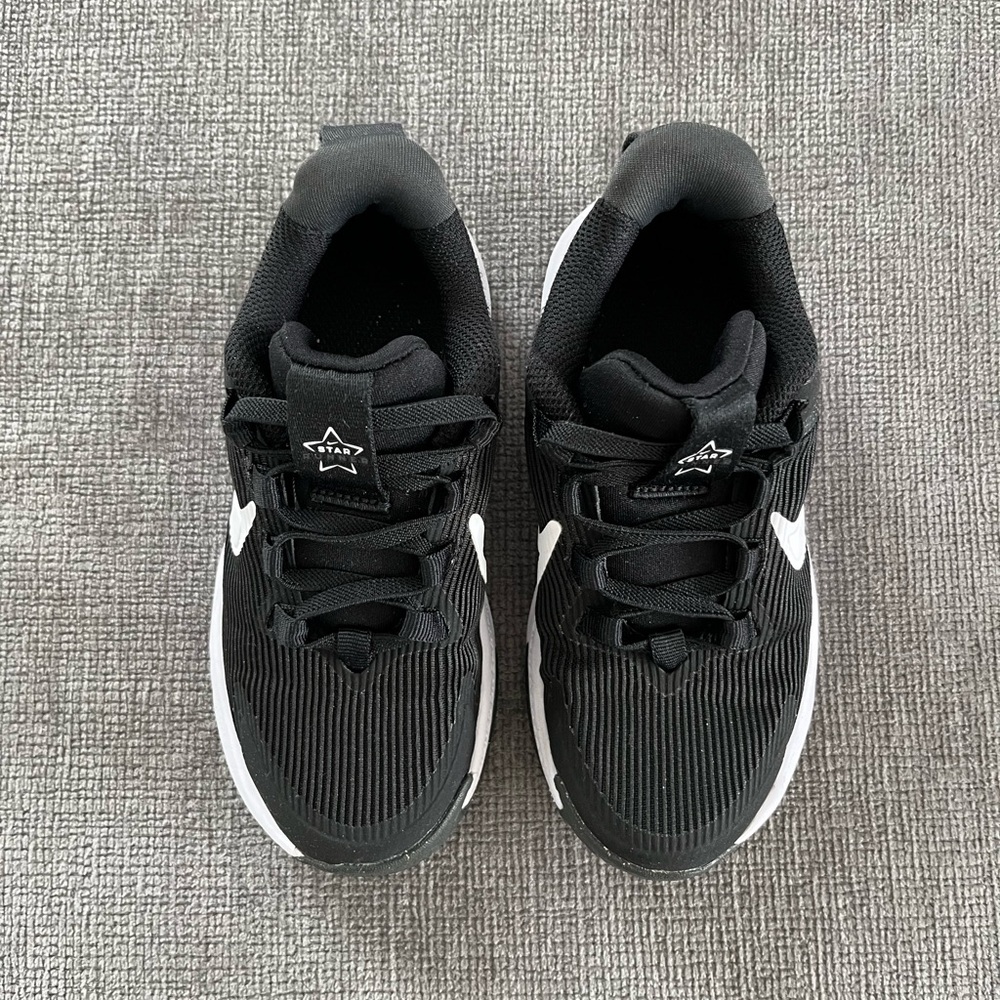 Kids Nike Sneakers